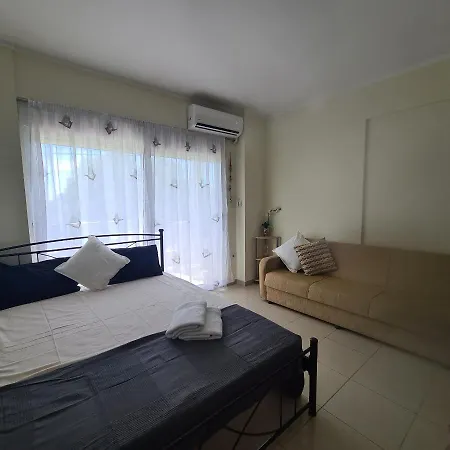 Christina's Beachside