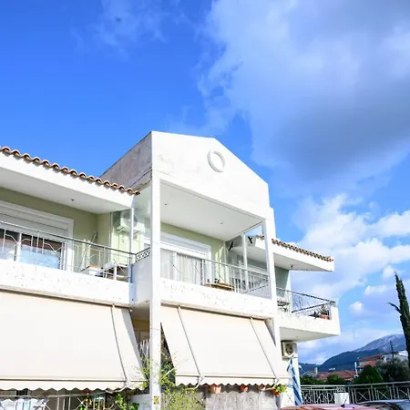 Διαμέρισμα Christina's Beachside Ρίο