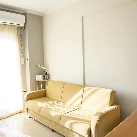 Christina's Beachside Апартаменты *