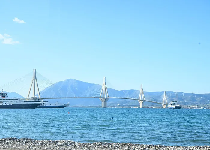 Christina's Beachside Río