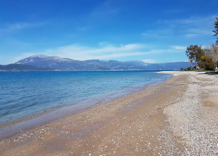 Апартаменты Christina's Beachside *